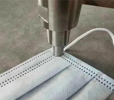 ultrasonic wave welding head