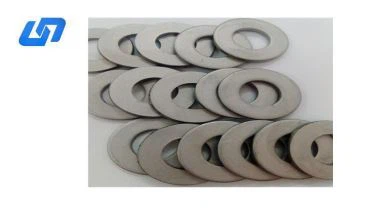 TITÁN ALÁTÉTEK DIN9021